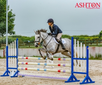 Line Andresen scoops the Equissage Pulse Senior British Novice Second Round at Dorset Showground